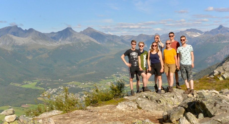 Groepsfoto tijdens hiken